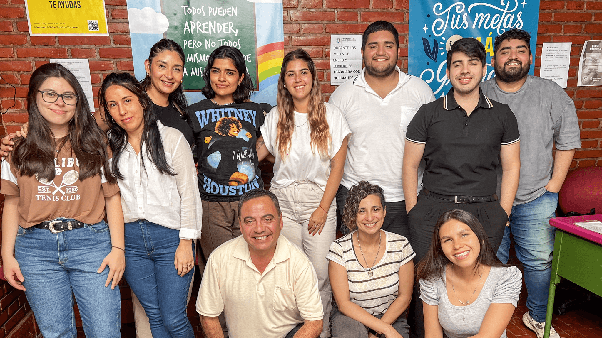 Foto grupal del equipo de Fundación S.O.L.