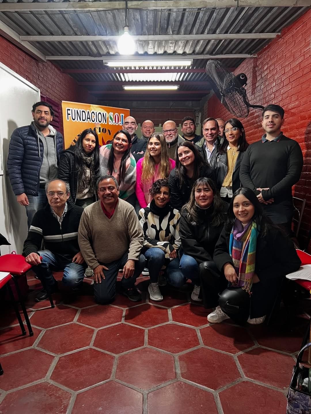 Foto grupal del equipo de Fundación S.O.L.